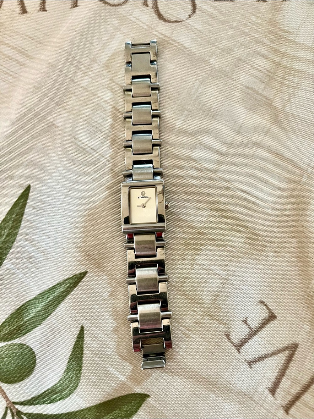 Fossil Women's Silver-Tone Rectangular Link Bracelet Watch